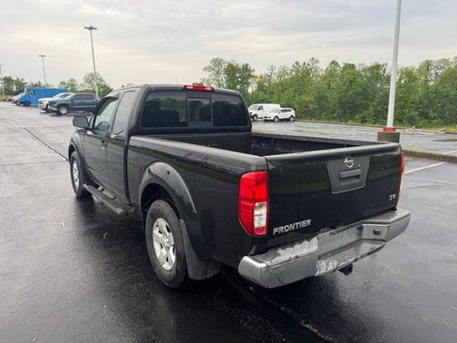 Super Black 2013 Nissan Frontier SV-I4