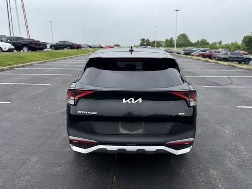 2023 Kia Sportage Hybrid LX