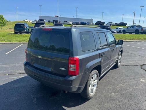 Maximum Steel Metallic Clearcoat 2014 Jeep Patriot Latitude