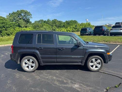Maximum Steel Metallic Clearcoat 2014 Jeep Patriot Latitude