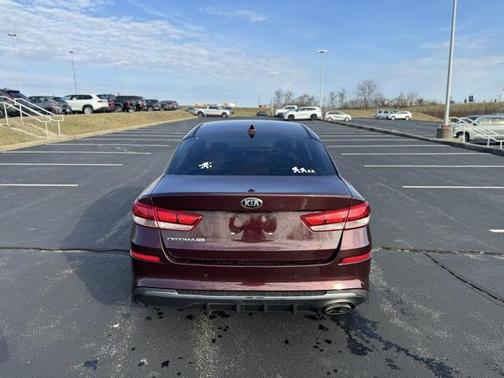 2020 Kia Optima LX