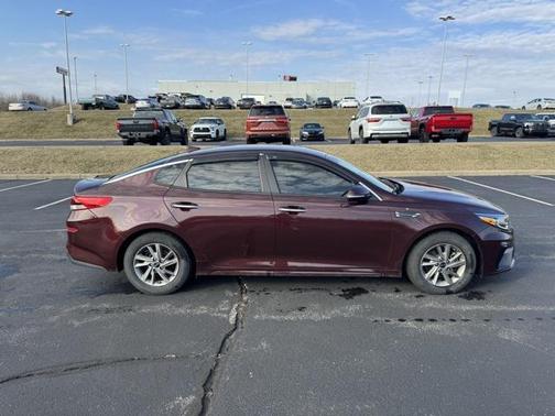 2020 Kia Optima LX