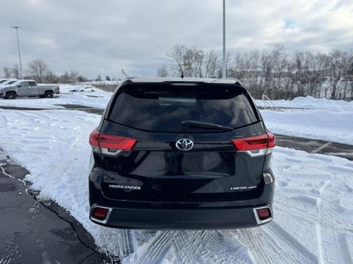 2019 Toyota Highlander Limited Platinum