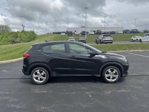 2016 Honda HR-V LX
