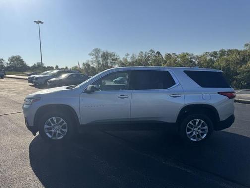 2021 Chevrolet Traverse LS