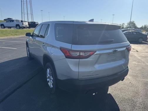 2021 Chevrolet Traverse LS