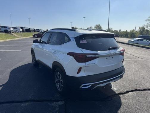 2023 Kia Seltos EX