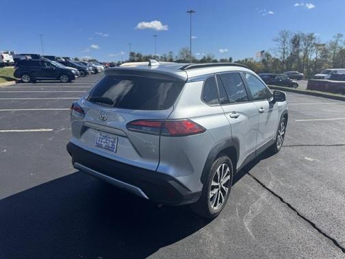 2023 Toyota Corolla Cross XLE