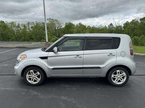 2011 Kia Soul Base