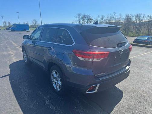 Shoreline Blue Pearl 2017 Toyota Highlander Limited