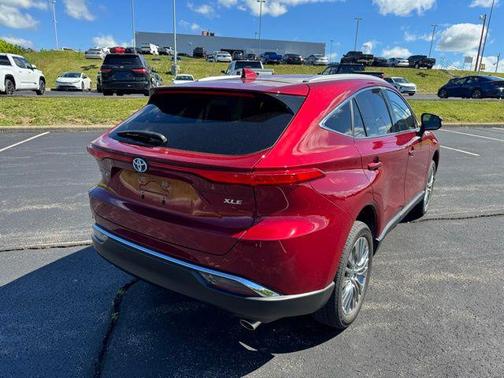 Ruby Flare Pearl 2024 Toyota Venza XLE