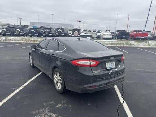 2015 Ford Fusion SE