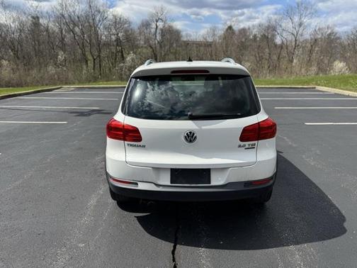 2014 Volkswagen Tiguan 4MOTION Auto R-Line