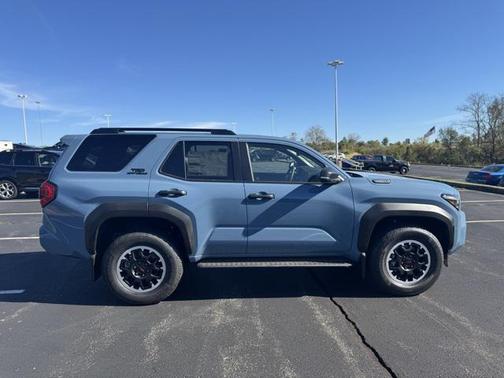 2025 Toyota 4Runner TRD Off Road