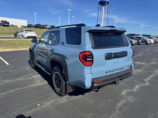 2025 Toyota 4Runner TRD Off Road