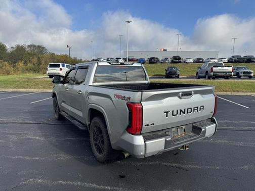 2022 Toyota Tundra SR5