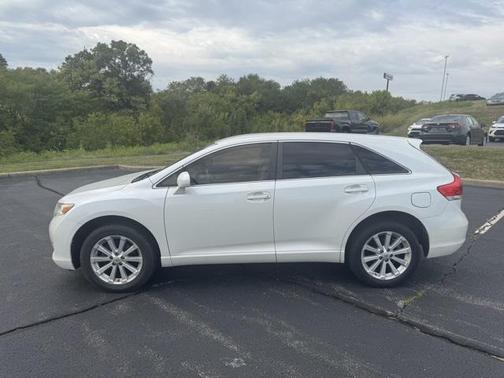 2010 Toyota Venza Base