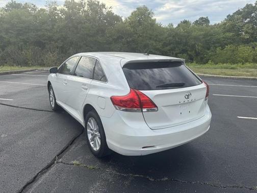 2010 Toyota Venza Base