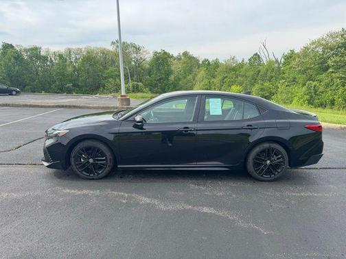 Midnight Black Metallic 2025 Toyota Camry SE