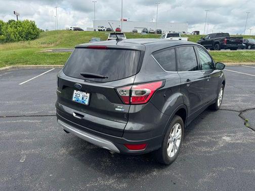Magnetic 2017 Ford Escape SE