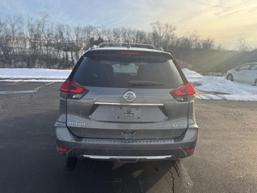2017 Nissan Rogue SL