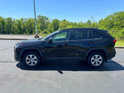 Midnight Black Metallic 2019 Toyota RAV4 LE