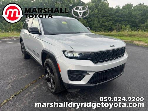Silver Zynith 2024 Jeep Grand Cherokee Altitude