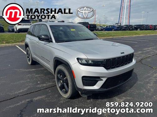 Silver Zynith 2024 Jeep Grand Cherokee Altitude