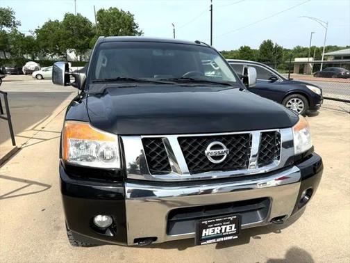2015 Nissan Titan SL