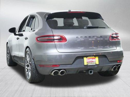 2015 Porsche Macan S