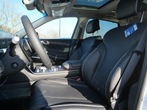 2026 Genesis GV80 2.5T