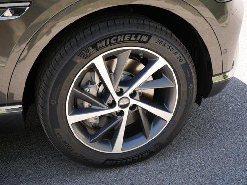 2025 Genesis GV80 2.5T Advanced