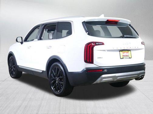 Glacial White Pearl 2022 Kia Telluride SX
