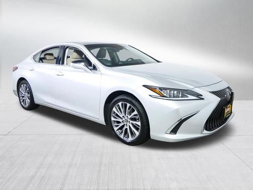 Silver Lining Metallic 2019 Lexus ES 350 Base