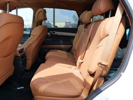 Uyuni White 2026 Genesis GV80 2.5T Advanced