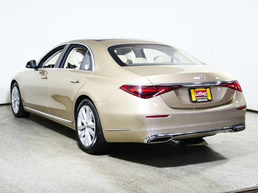 MANUFAKTUR Kalahari Gold 2022 Mercedes-Benz S-Class 4MATIC