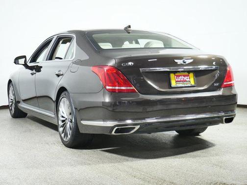2017 Genesis G90 Premium