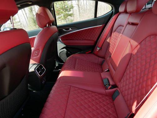 2025 Genesis G70 3.3T AWD Sport Advanced