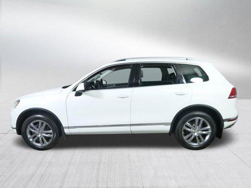2016 Volkswagen Touareg TDI Lux