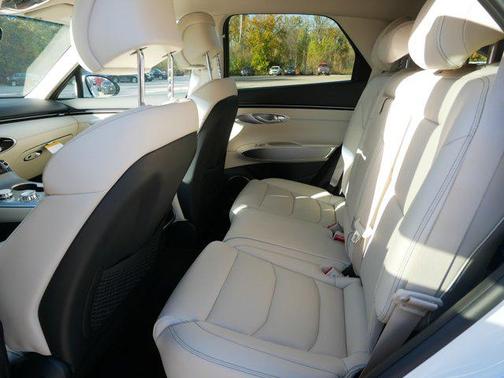 2026 Genesis GV70 2.5T Select