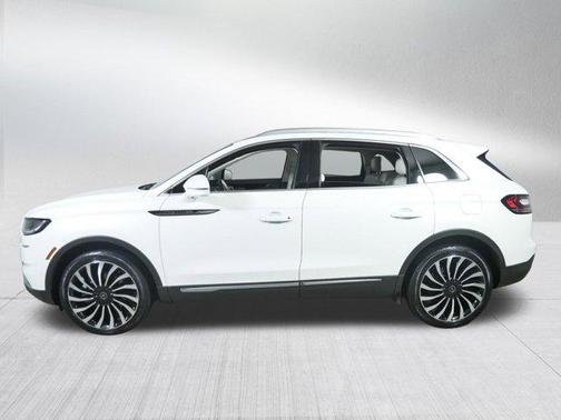 2022 Lincoln Nautilus Black Label