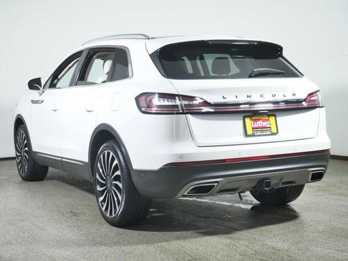 2022 Lincoln Nautilus Black Label