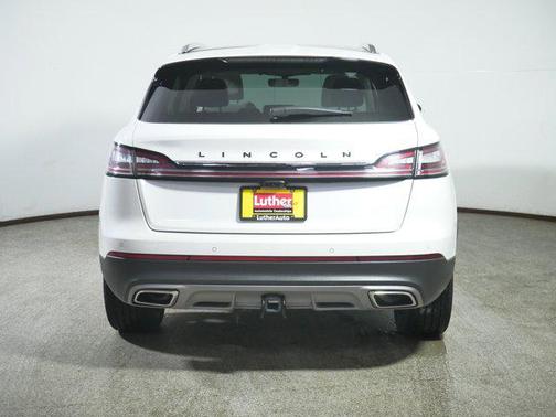 2022 Lincoln Nautilus Black Label