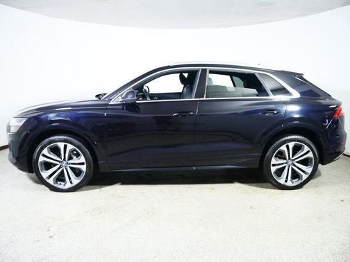 Orca Black Metallic 2019 Audi Q8 3.0T Premium
