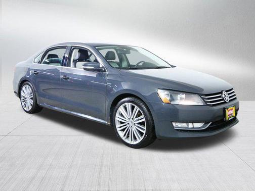 2014 Volkswagen Passat 1.8T Auto Sport