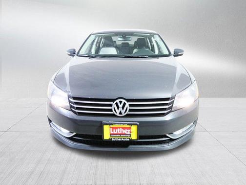 2014 Volkswagen Passat 1.8T Auto Sport
