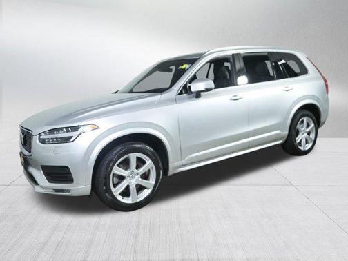 2020 Volvo XC90 T5 Momentum