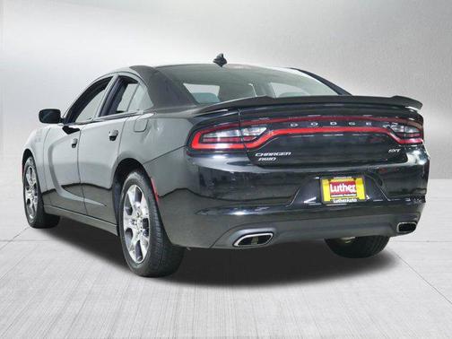2016 Dodge Charger SXT