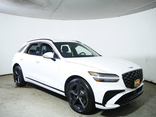 Uyuni White 2026 Genesis GV70 3.5T Sport Prestige
