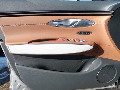 2026 Genesis GV70 2.5T Advanced